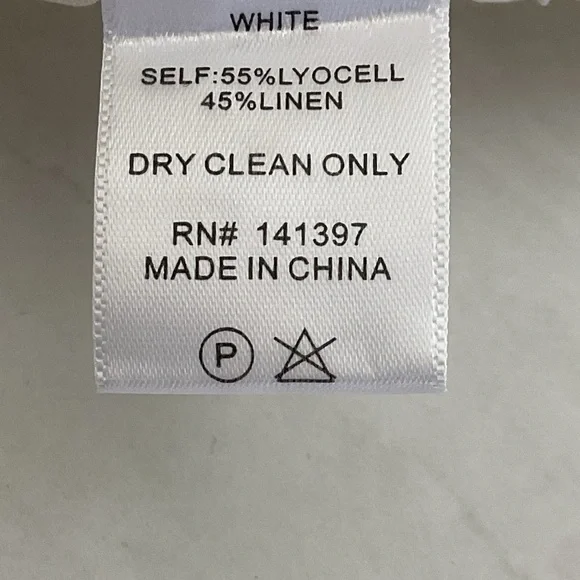 ASTR The Label Mason Smocked Puff Sleeve Top White - Picture 7 of 7